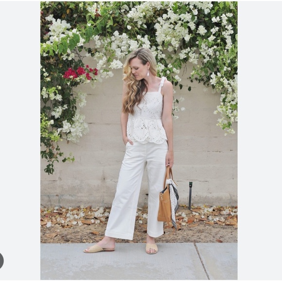 Everlane Denim - Everlane White Wide Leg Jeans Size 00